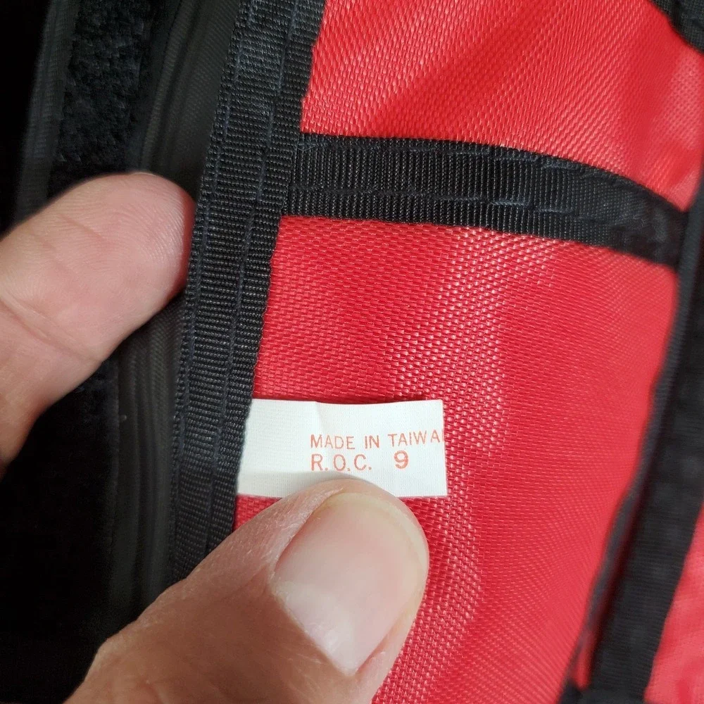 Vintage‎ McDonald's Red Nylon Wallet Black Logo Made In Taiwan